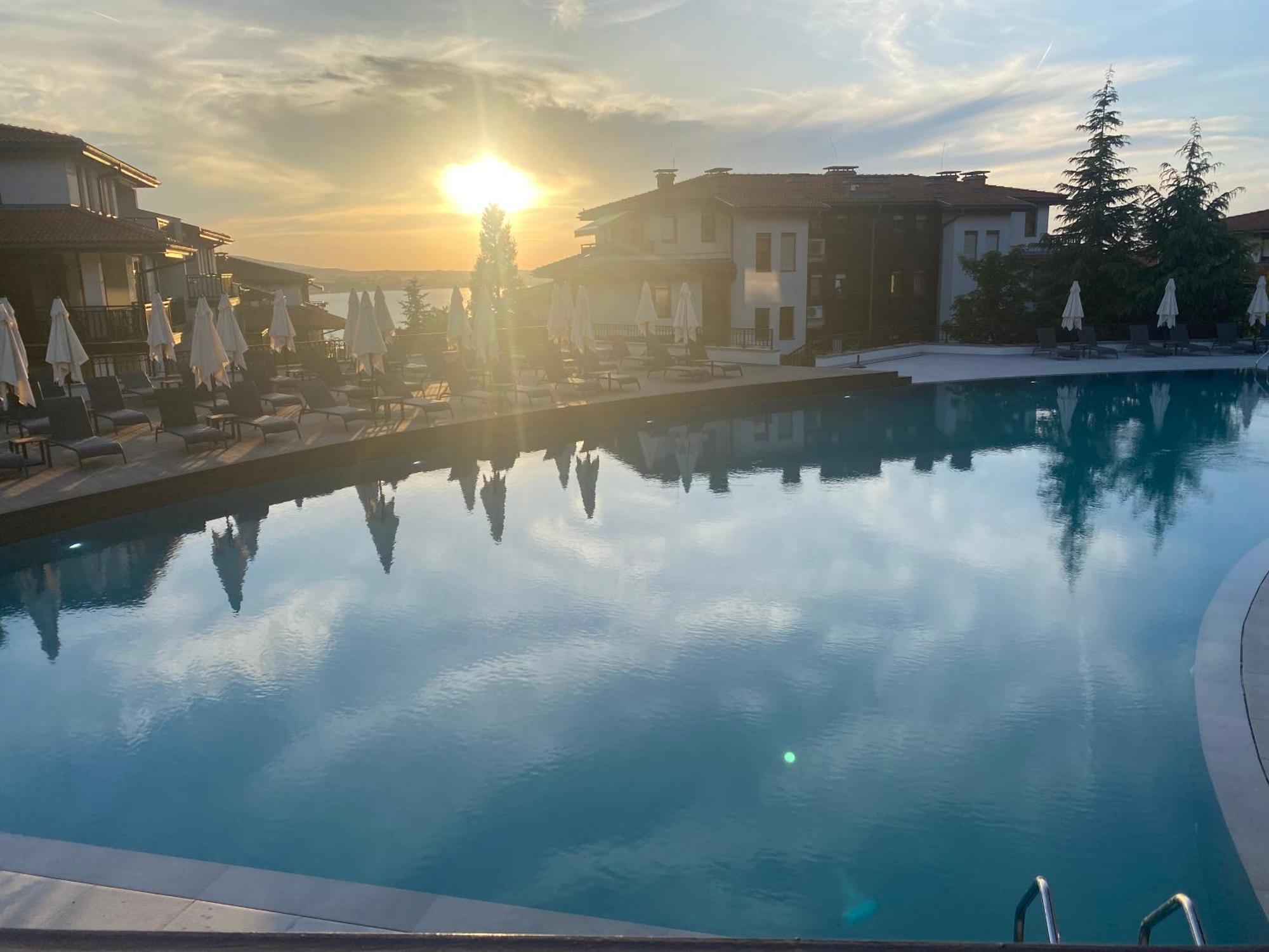 Aj Apartment 1 With Pool View, Santa Marina Holiday Village, Созопол Екстериор снимка